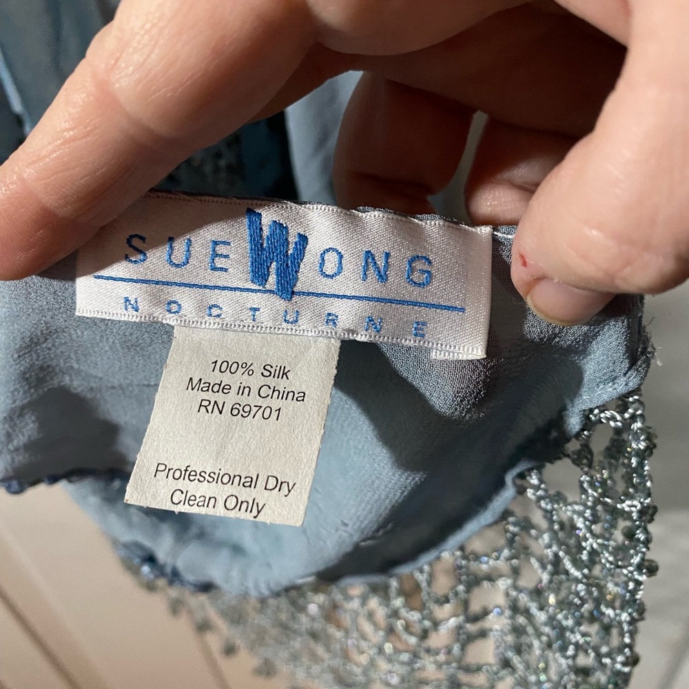 Sue Wong Pale Blue Embroidered Floral Scarf with Beaded Fringe - Picture 4 of 4